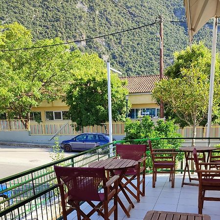 Περσεφονη Hotel Kamena Vourla Exterior photo