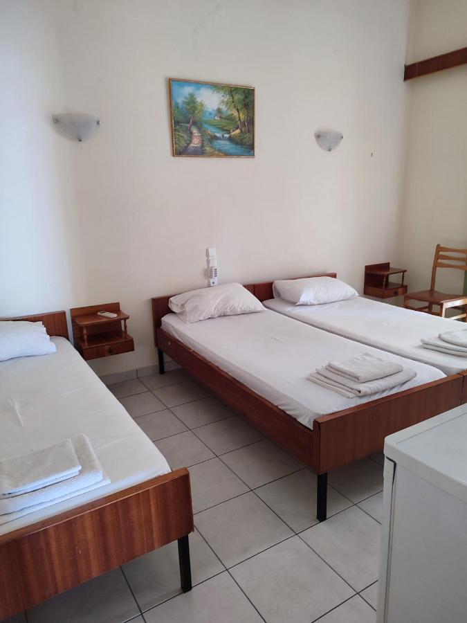 Περσεφονη Hotel Kamena Vourla Exterior photo