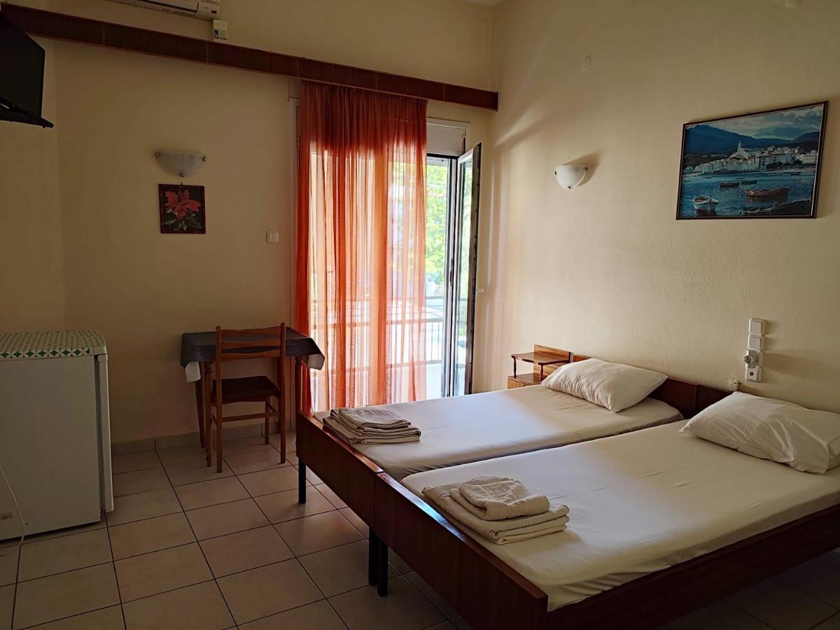 Περσεφονη Hotel Kamena Vourla Exterior photo